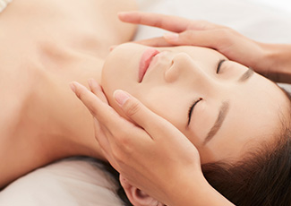 English speaking Potenza microneedling treatment in South Korea